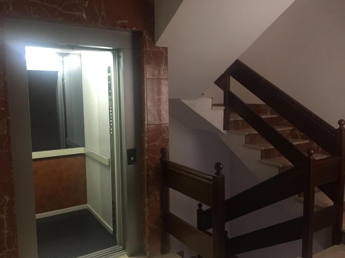 Residencia Universidad أورينس المظهر الخارجي الصورة